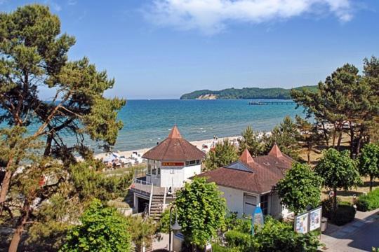 Strandvilla Aegir Mit Ostseeblick Binz Exteriör bild